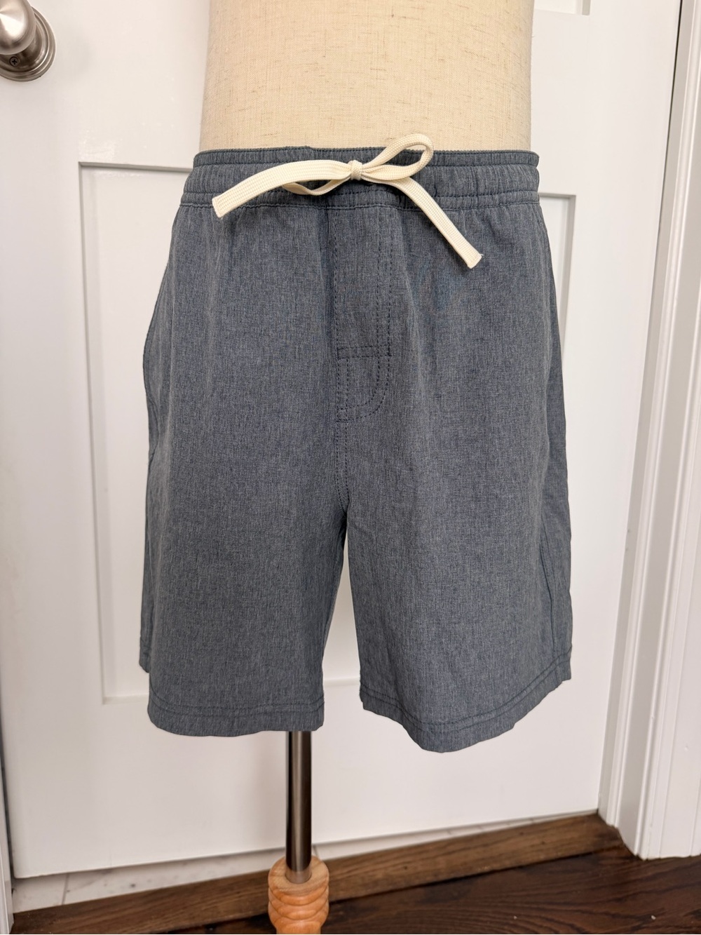 Fair Harbor Kids Heather Slate Drawstring Hybrid Shorts